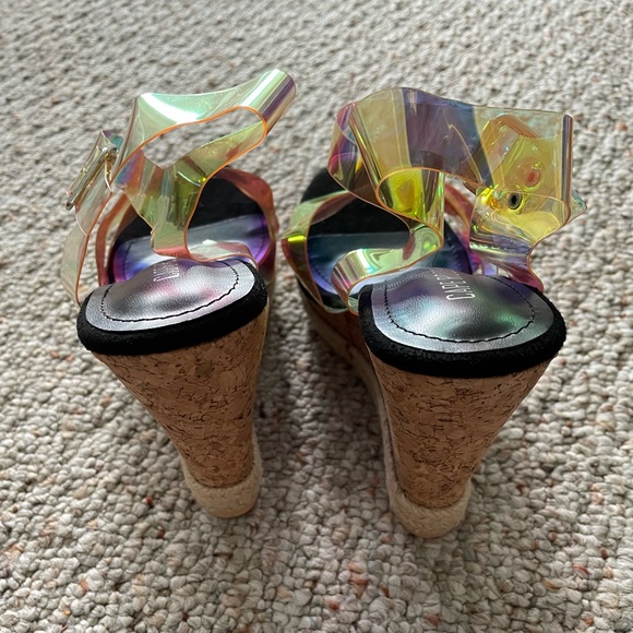 Wedges. Iridescent straps. Changes colors with the light. Never worn. - Picture 5 of 5